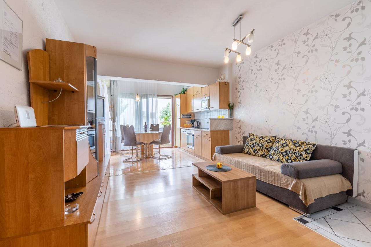 Apartman Lana Baška Buitenkant foto