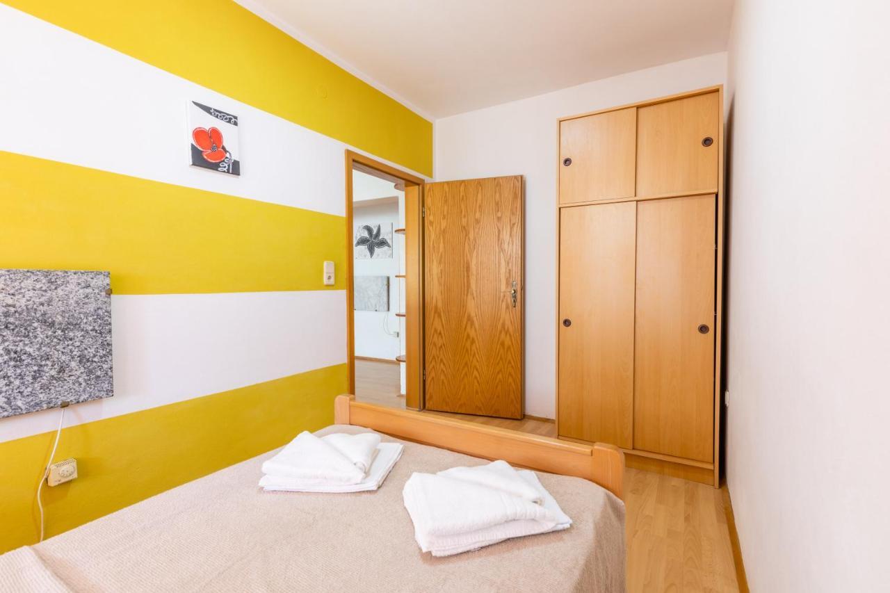 Apartman Lana Baška Buitenkant foto