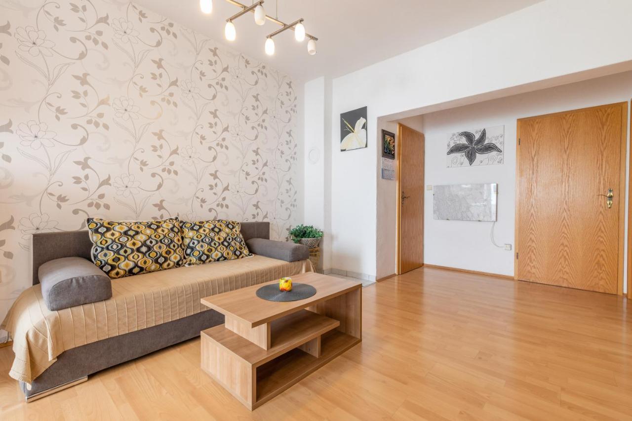 Apartman Lana Baška Buitenkant foto